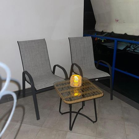 Gezos Apartment Химара Экстерьер фото