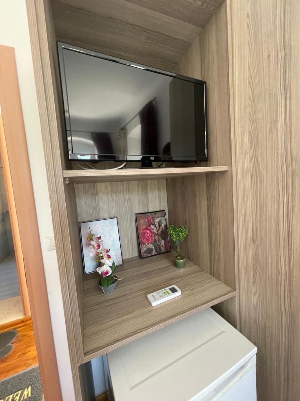 Gezos Apartment Химара Экстерьер фото